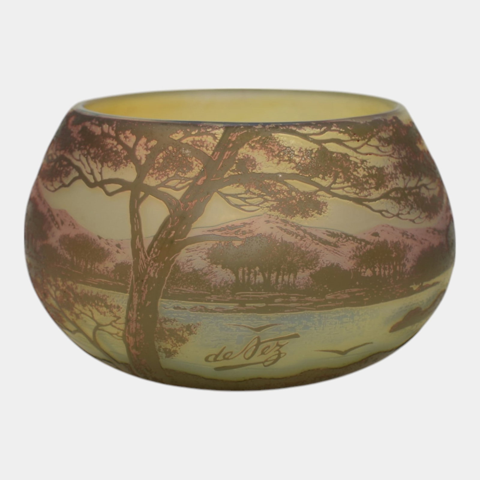 De Fez Vintage Cameo Glass Scenic Bowl Vase: Spend $2000 in this auction and your shipping is free. De Fez Vintage Cameo Glass Scenic Bowl Vase. Beautiful color and design. Excellent original condition. No chips, cracks, damage or repair of any 