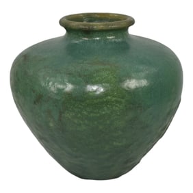 Fulper Arts And Crafts Pottery Curdled Matte Green Glaze Ceramic Vase 658