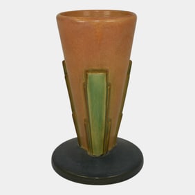 Roseville Futura 1928 Vintage Art Deco Pottery Buttressed Cone Vase 401-8