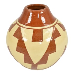 Pine Ridge Sioux Dakota Art Pottery Hand Made Brown Native American Vase Woody