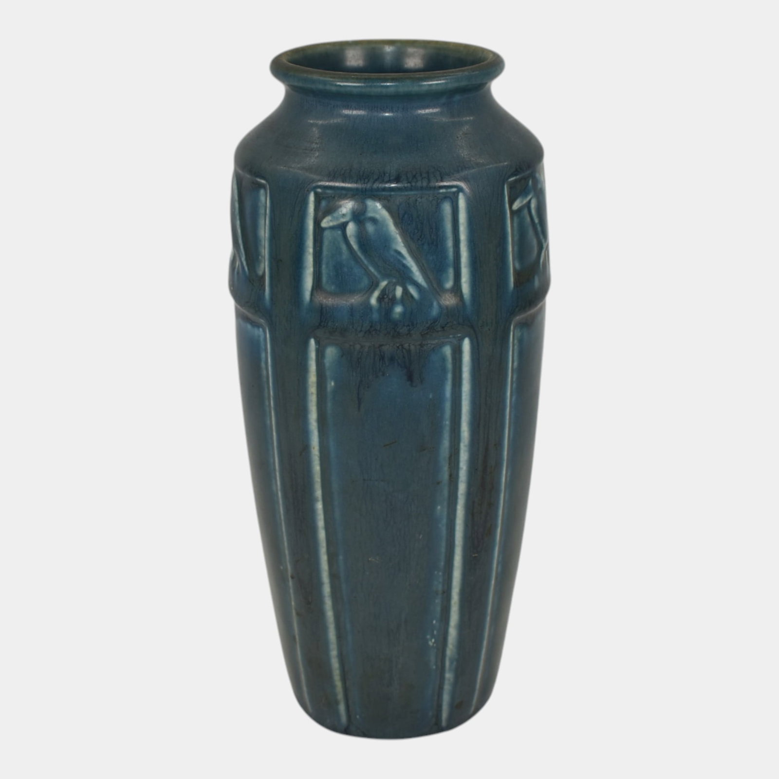 Rookwood 1924 Vintage Arts And Crafts Pottery Matte Blue Rook Vase 2322: We offer in house shipping on all items. Plus spend $2000 on winning bids and your shipping is free. Rookwood 1924 Vintage Arts And Crafts Pottery Matte Blue Rook Vase 2322. Attractive blue vase decor