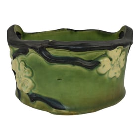 Roseville Pottery Dogwood Smooth 1920 Green Round Handled Planter Bowl
