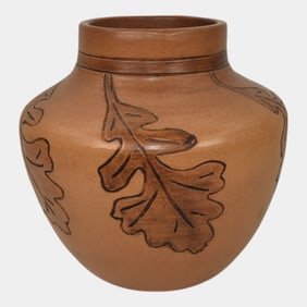North Dakota School of Mines UND Vintage Art Pottery Carved Oak Leaf Vase