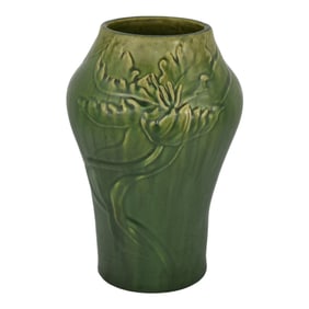 Denver Denaura Vintage Arts and Crafts Pottery Matte Green Parrot Tulip Vase