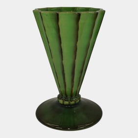 Roseville Futura Green 1928 Vintage Art Deco Pottery Ceramic Fan Vase 407-9