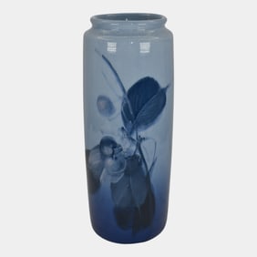 Weller Louwelsa Blue 1900s Vintage Art Pottery Vase