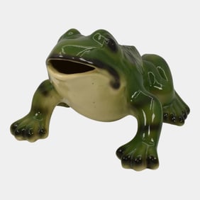 Alpine Pottery Roseville Ohio Frog Lawn Ornament