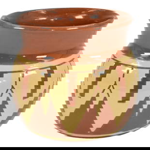 Pine Ridge Sioux Dakota Art Pottery Hand Made Brown Native American Vase Irving: We offer in house shipping on all items. Plus spend $2000 on winning bids and your shipping is free. Pine Ridge Sioux Dakota Art Pottery Hand Made Brown Native American Vase IrvingGood sized, hand cra