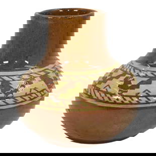 Pine Ridge Sioux Dakota Pottery Hand Made Native American Ceramic Vase Woody: We offer in house shipping on all items. Plus spend $2000 on winning bids and your shipping is free. Pine Ridge Sioux Dakota Pottery Hand Made Native American Ceramic Vase WoodyCute, bulbous base form