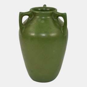 Frederick Walrath For Alfred University NY Art Pottery Matte Green Vase