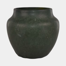 Hampshire Early 1900s Vintage Arts And Crafts Pottery Matte Green Vase