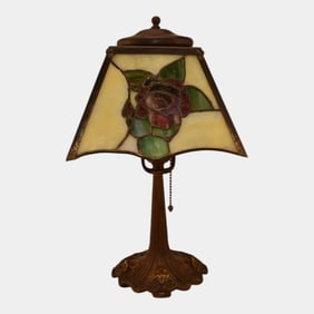 Wilkinson Lamp Co Vintage Red Rose Yellow Leaded Glass Metal Lamp