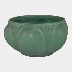 Teco Arts And Crafts Pottery Matte Green Ceramic Lobed Planter Vase 353