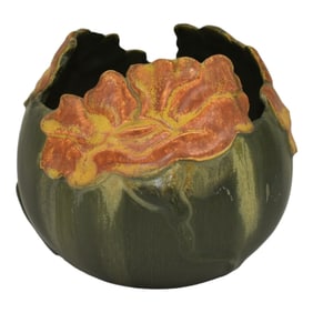 Ephraim Faience 2006 Hand Made Pottery Green Cottage Garden Ceramic Vase 623