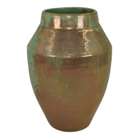 Pewabic Detroit 1910s Art Pottery Green Gold Iridescent Luster Vase