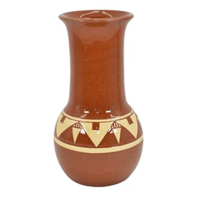 Pine Ridge Sioux Dakota Pottery Hand Made Tall Vase Cottier