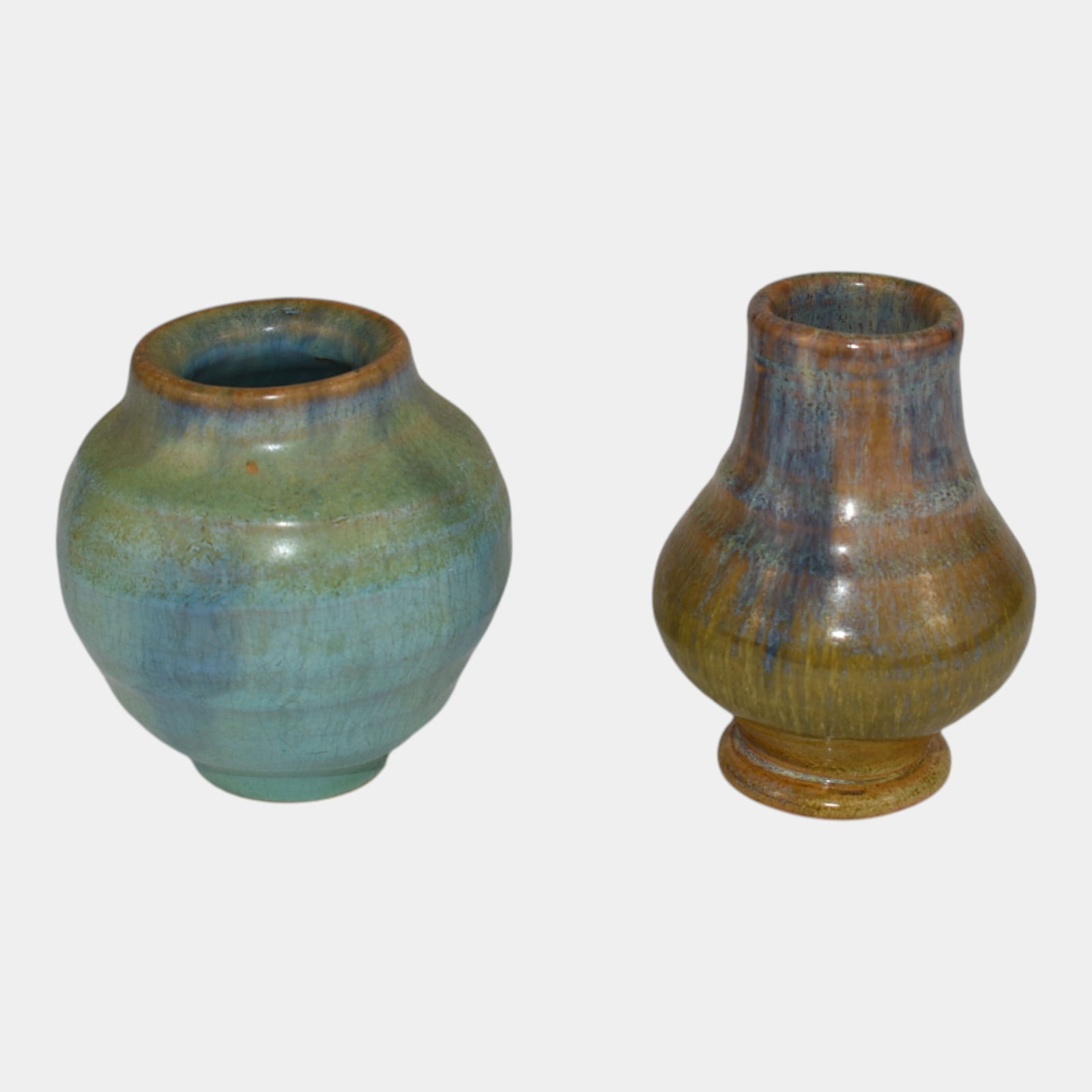 Shearwater Art Pottery Hand Thrown Ceramic Vases: We offer in house shipping on all items. Plus spend $2000 on winning bids and your shipping is free. Shearwater Art Pottery Hand Thrown Ceramic VasesPair of early Shearwater vasesExcellent original co
