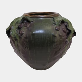 Ephraim Faience Pottery Grapes Of Wrath Green Ceramic Vase 401
