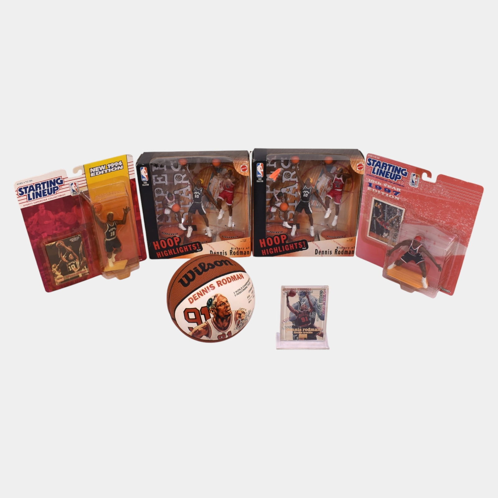 Dennis Rodman NBA Bulls Action Figures Framed Skybox Card Wilson Ball (1 of 2)