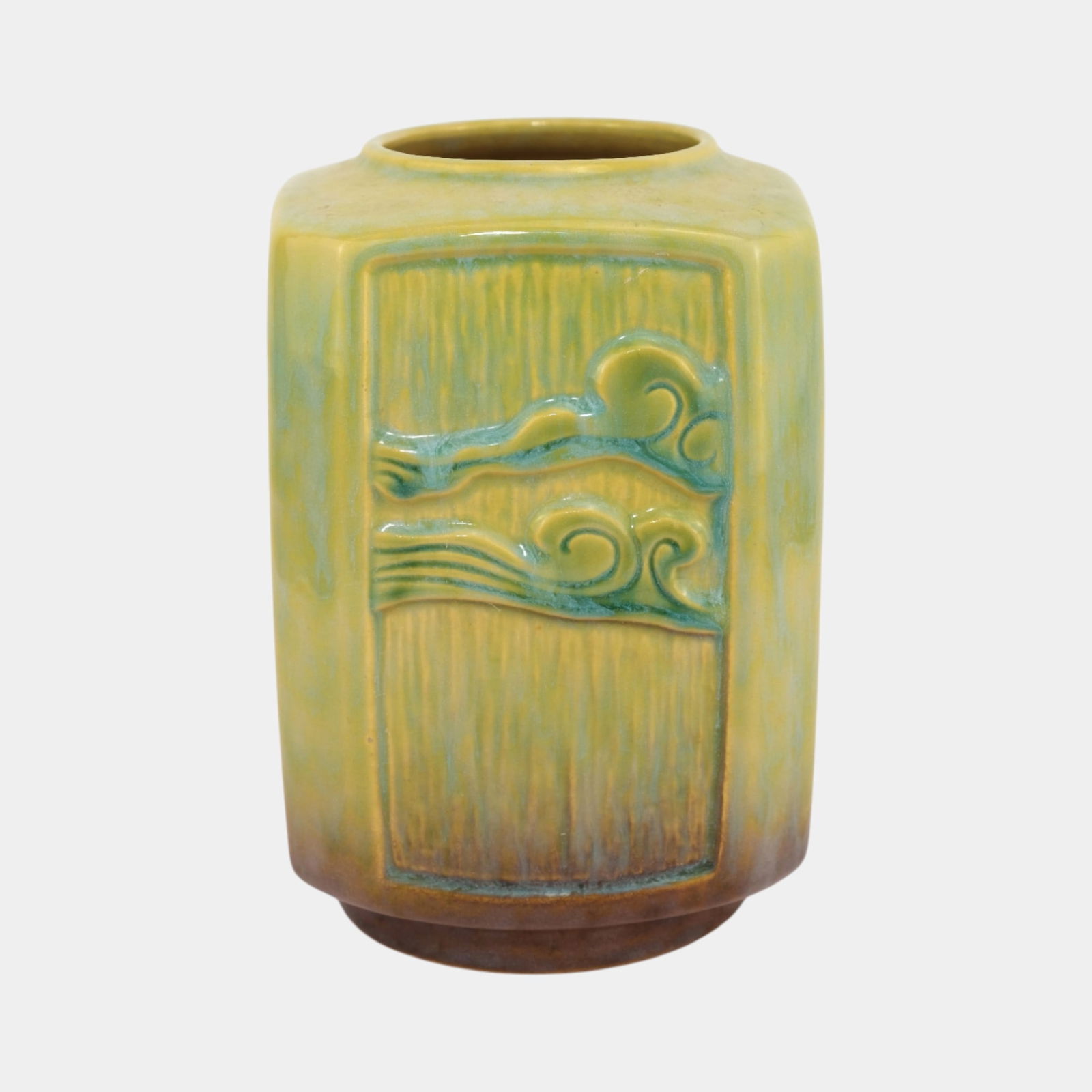 Roseville Wincraft Green 1948 Vintage Art Deco Pottery Square Vase 274-7: Roseville Wincraft Green 1948 Vintage Art Deco Pottery Square Vase 274-7 Great mold, color and glaze on an attractive mid century modern form. Excellent original condition. No chips, cracks, damage or