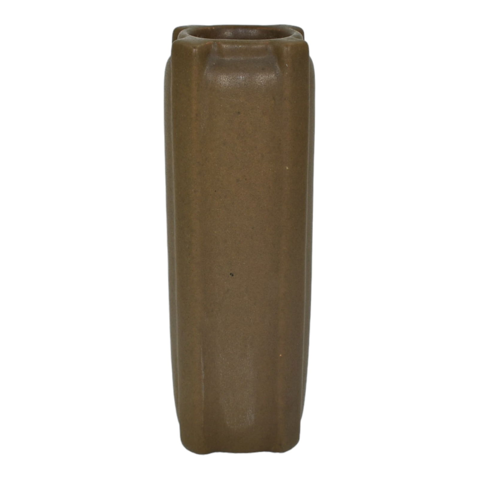 Teco Vintage Arts And Crafts Pottery Matte Brown Buttressed Ceramic Vase 412A: Teco Vintage Arts And Crafts Pottery Matte Brown Buttressed Ceramic Vase 412A Attractive form designed by W.D. Gates covered a rarely seen matte brown glaze. Excellent original condition. No chips, cr