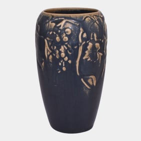 Rookwood 1923 Art Pottery Mottled Blue Grapes And Leaves Ceramic Vase 2604