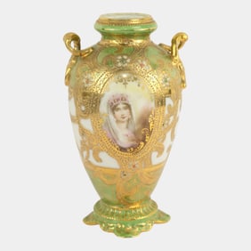Nippon Japanese Porcelain Double Handled Golden Gilt Moriage Portrait Vase