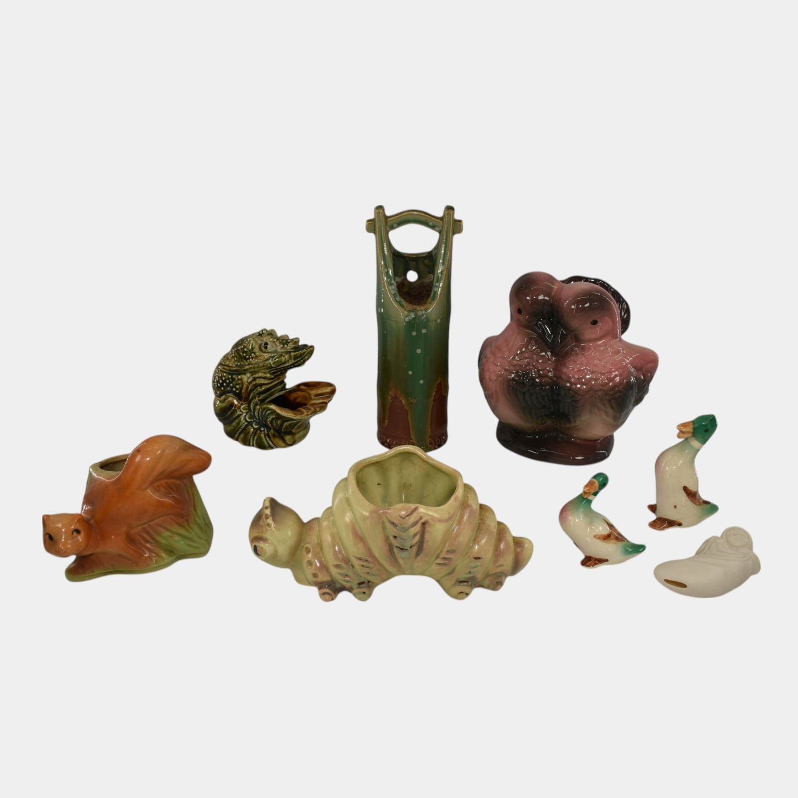 Roseville Hull Shawnee Vintage Art Pottery Figurines Planters Wall Pocket (1 of 7)