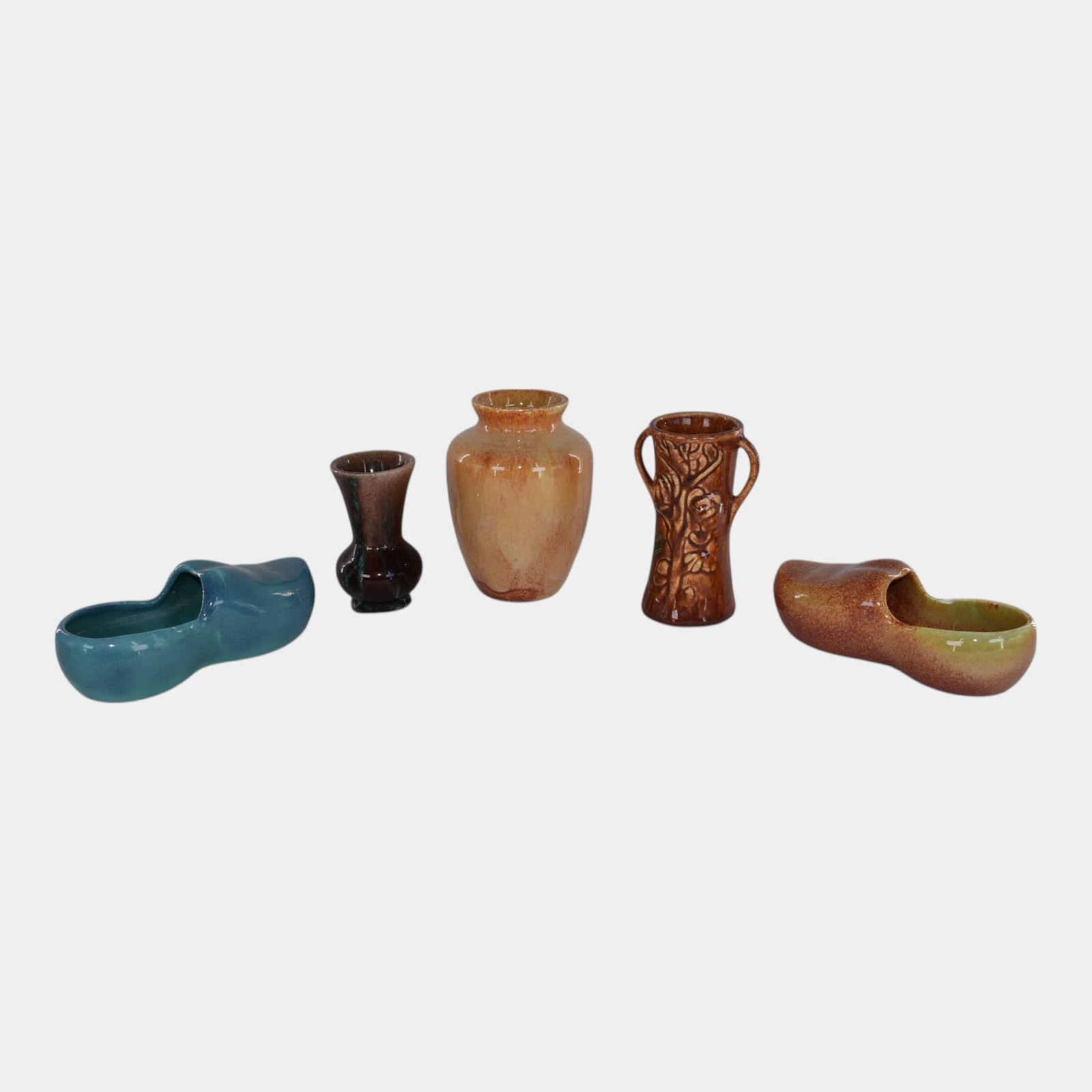 Boystown Vintage Art Pottery Vases And Shoes (1 of 4)