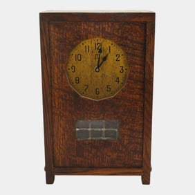Stickley Re-Issue Of 1910s Gustav Stickley Audie Oak Mantel Clock