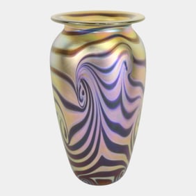 Robert Eickholt Green Gold Purple Iridescent Swirl Design Art Glass Vase