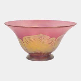 Correia Art Glass California Pink Gold Iridescent Pulled Feather Flared Rim Bowl