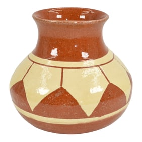 Pine Ridge Sioux Dakota Art Pottery Hand Made Geometric Design Vase Fire Thunder