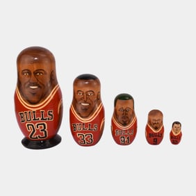 Chicago Bulls Russian Nesting Dolls Set Of 5 Featuring Michael Jordan
