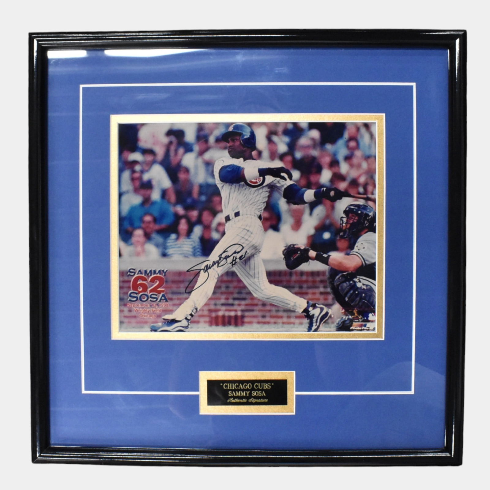 Chicago Cubs Sammy Sosa Signed Record Breaking 62nd Homerun Photo (1 of 3)