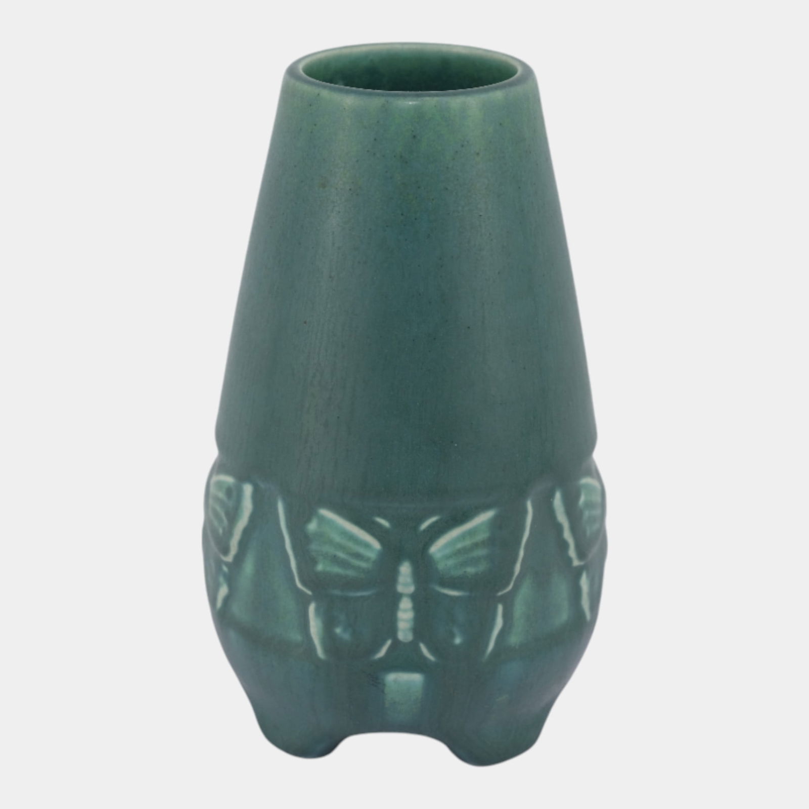 Rookwood 1925 Vintage Arts And Crafts Pottery Green Butterfly Ceramic Vase 2072: Rookwood 1925 Vintage Arts And Crafts Pottery Green Butterfly Ceramic Vase 2072 Distinctively sculptural and tastefully restrained, this Arts & Crafts era Rookwood vase features a tapered cylindrical