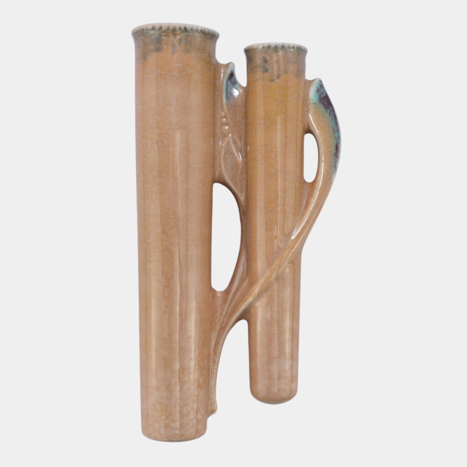 Roseville Orian Tan 1935 Vintage Art Deco Pottery Ceramic Wall Pocket 1276-8: Roseville Orian Tan 1935 Vintage Art Deco Pottery Ceramic Wall Pocket 1276-8 Excellent original condition. No chips, cracks, damage or repair of any kind.Wall pocket is 8 1/4" tall and 4 1/2" wide.