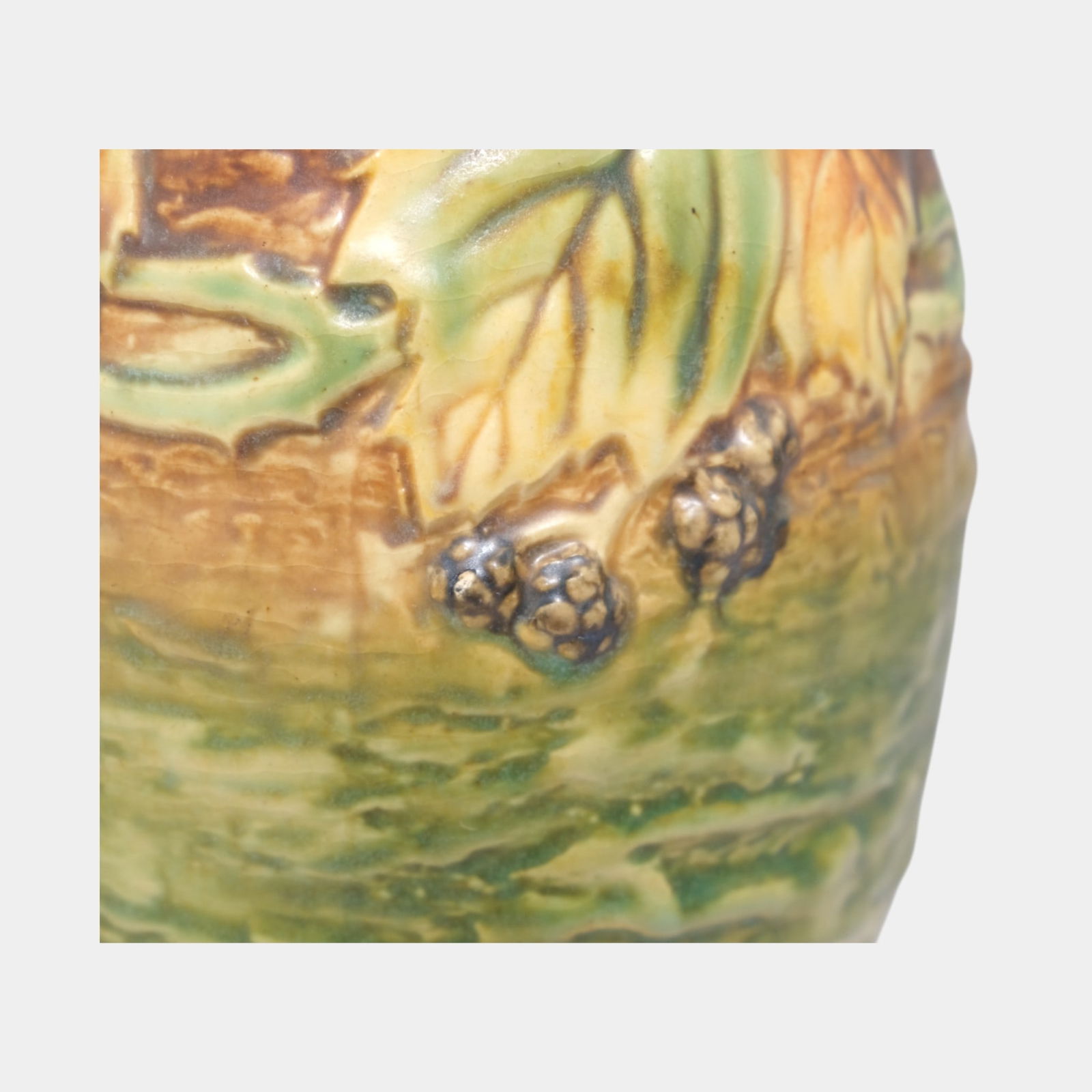 Roseville Blackberry 1932 Vintage Art Pottery Ceramic Flower Vase 576-8 - 7