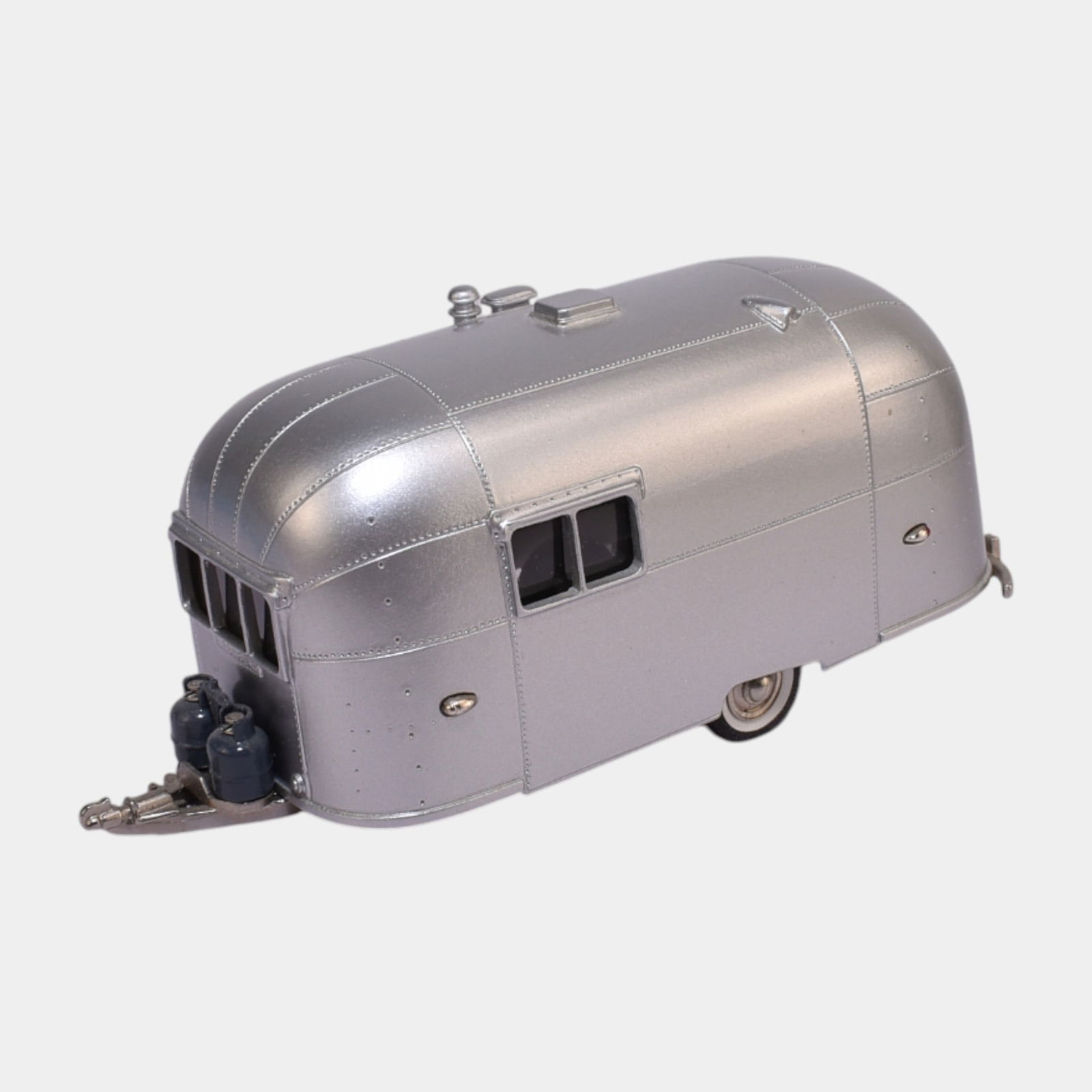 Motor City Classics Gray Die Cast Airstream Trailer 1:18: Motor City Classics Gray Die Cast Airstream Trailer 1:18 Vintage tin lithograph Airstream-style trailer in sleek silver finish with embossed rivet detailing and realistic trim. A beautifully crafted