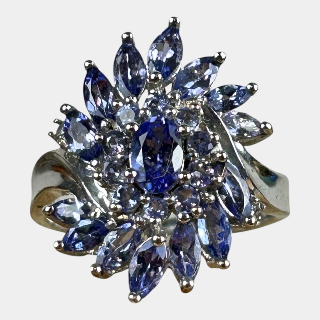 Sterling Silver 925 Marquis Round Cut Blue Violet Gemstone Cluster Ring Size 8 (1 of 3)