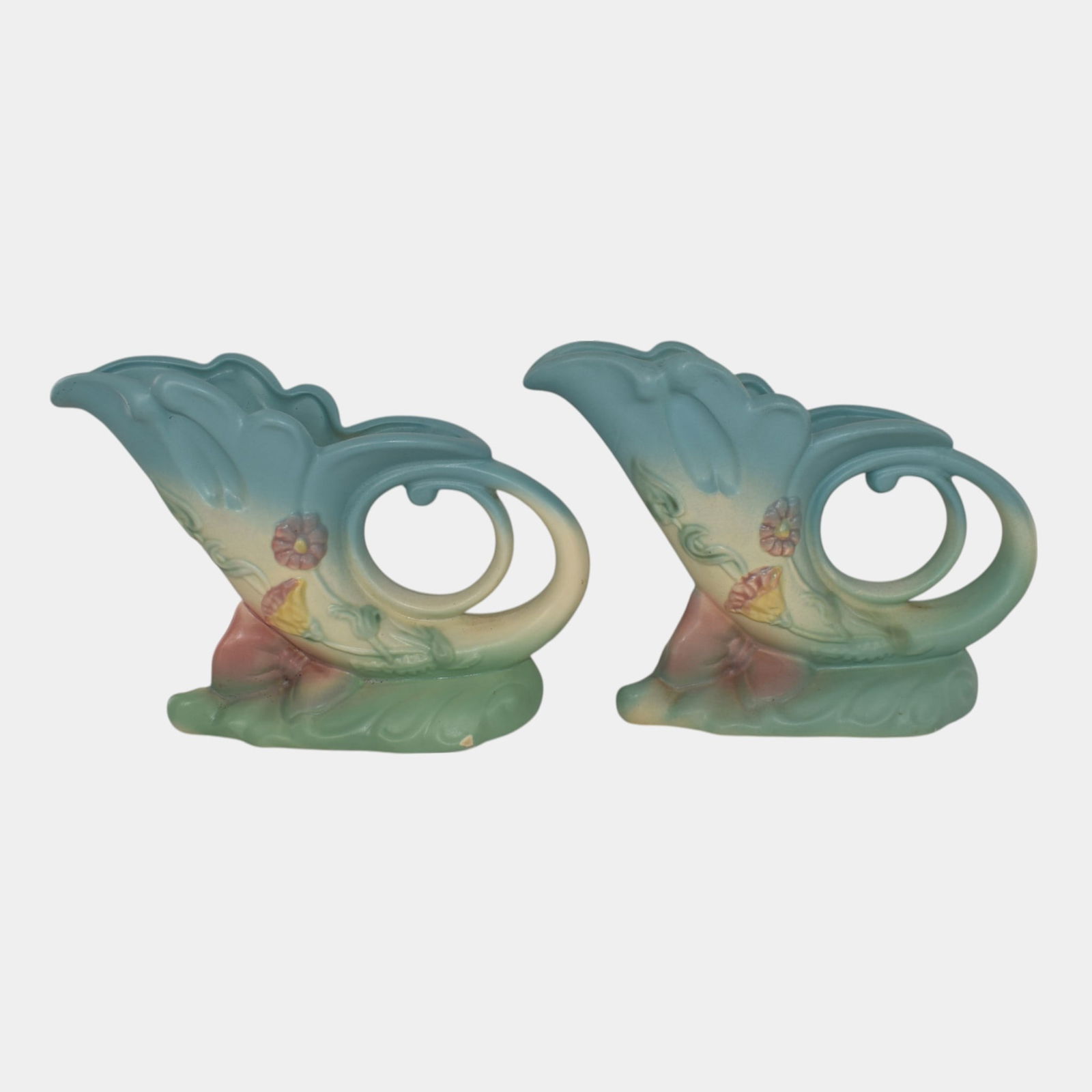 Hull Pottery Bow Knot Blue Floral Cornucopia Vases B-5-7 1/2 (1 of 6)