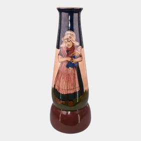 Norica Nurnberg German Jugendstil Dutch Girl Vase