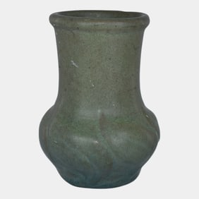 Van Briggle Late Teens Arts And Crafts Pottery Sage Green Vase