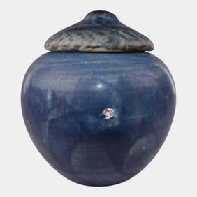 Peters and Reed Pattern Arts And Crafts Pottery Covered Jar