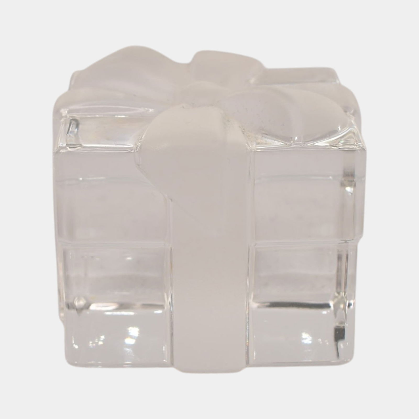 Tiffany & Co Clear Crystal Gift Box Paperweight (1 of 8)
