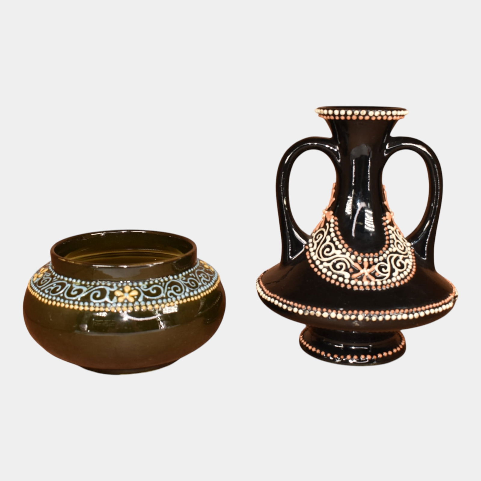 Weller Turada Vintage Art Pottery Vases (1 of 5)