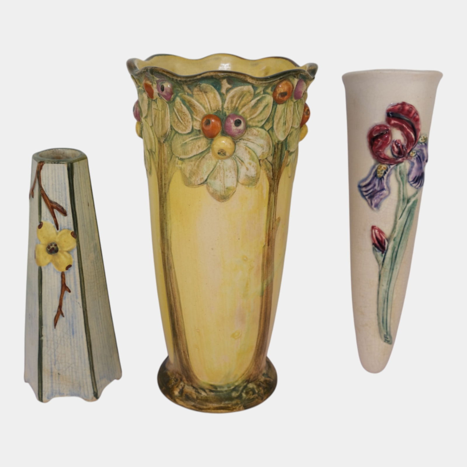 Weller Voile Roma Vintage Art Pottery Ceramic Vases And Wall Pocket (1 of 4)