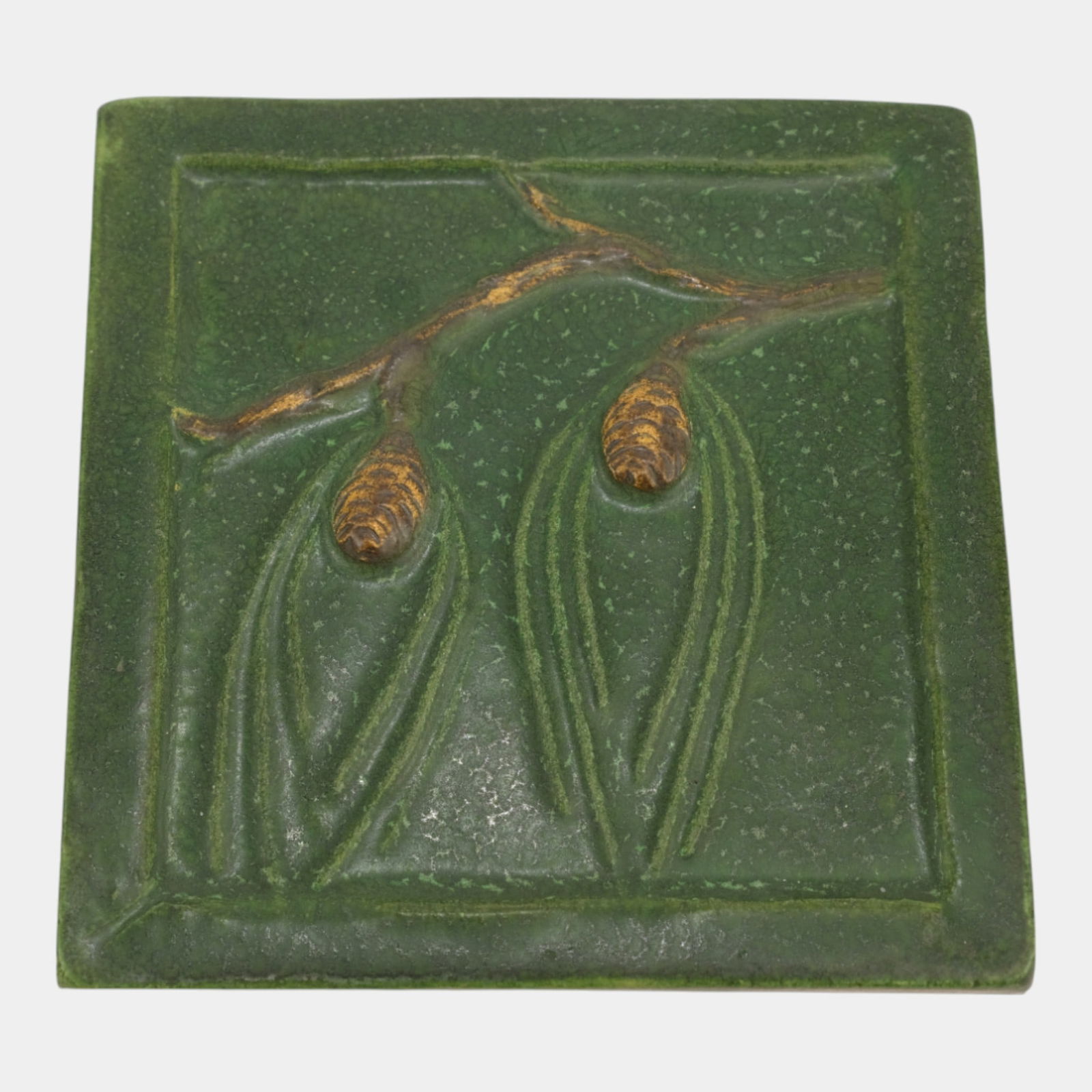 Ephraim Faience 2000 Arts And Crafts Green Northwoods Pinecone Art Pottery Tile (1 of 2)