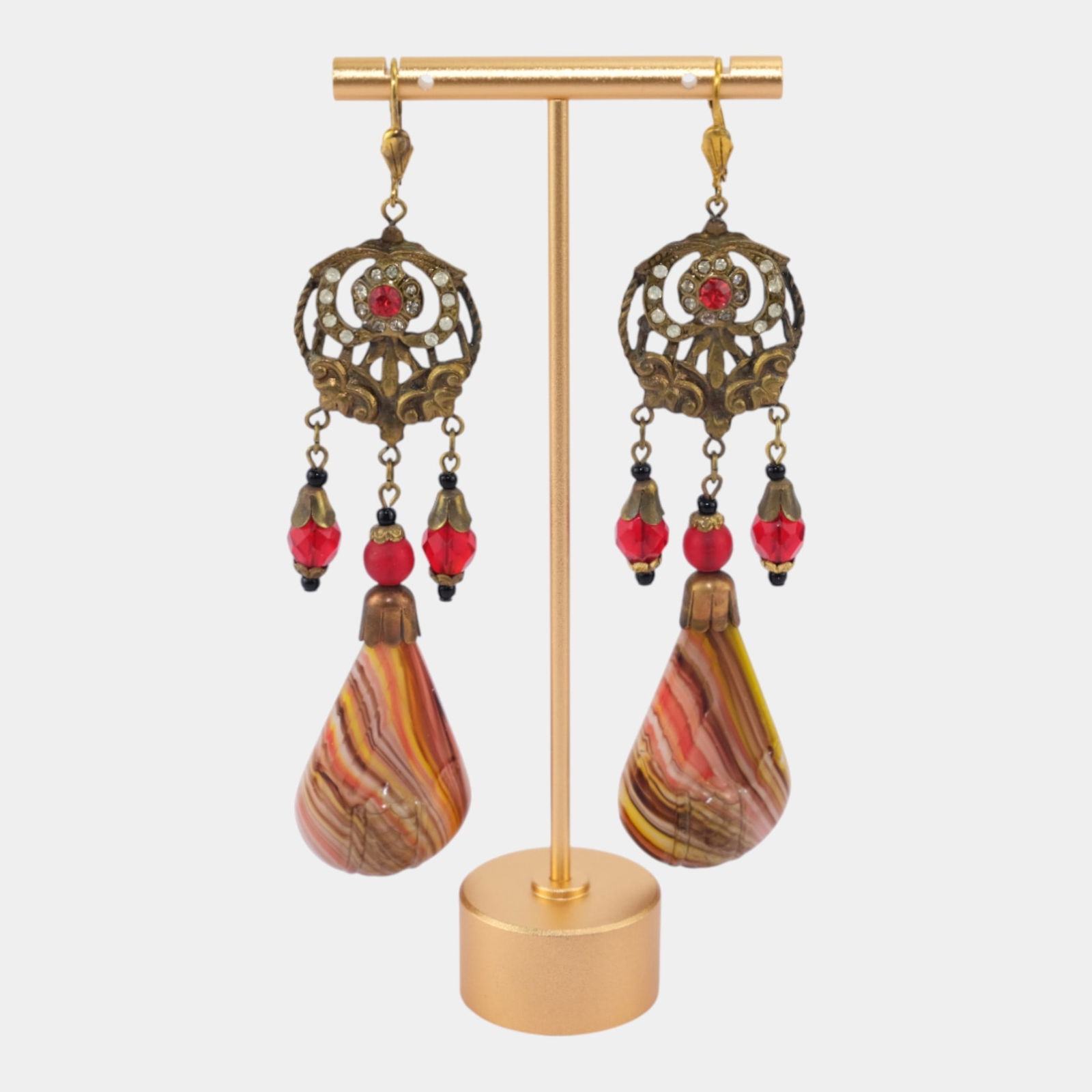 Czechoslovakia 1930s Pink Brown Poured Glass Beaded Brass Filigree Drop Earrings: Professional, fast, and affordable in house shipping available for all items. Striking Czech glass earrings featuring ornate filigree tops accented with red stones and dramatic multicolor art glass t