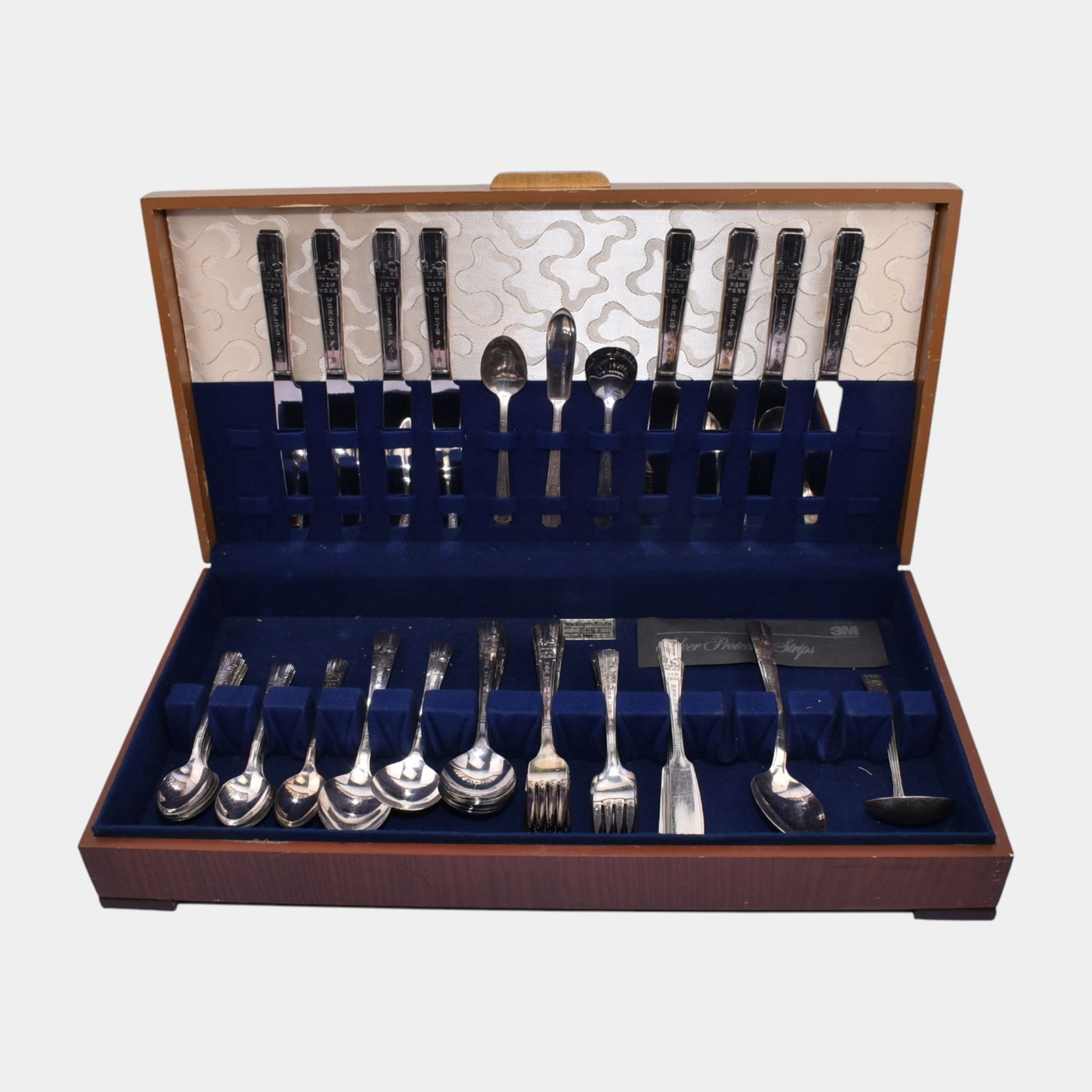 World's Fair New York 1939 Art Deco Silver Plate Flatware Set By WM. Rogers MFG: We offer affordable in-house shipping on all items. World's Fair New York 1939 Art Deco Silver Plate Flatware Set By WM. Rogers MFG Boldly streamlined and historically evocative, this Art Deco silver